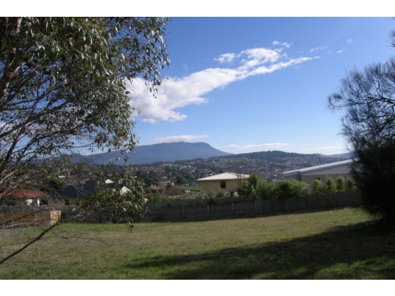 5 Ephesus Pl, Blackmans Bay TAS 7052