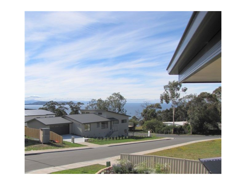 3  Ephesus Place, Blackmans Bay TAS 7052