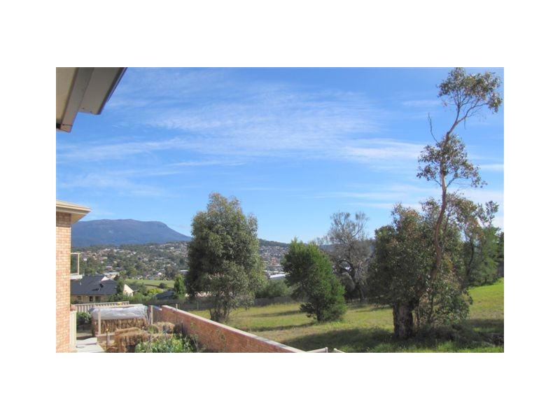 3  Ephesus Place, Blackmans Bay TAS 7052