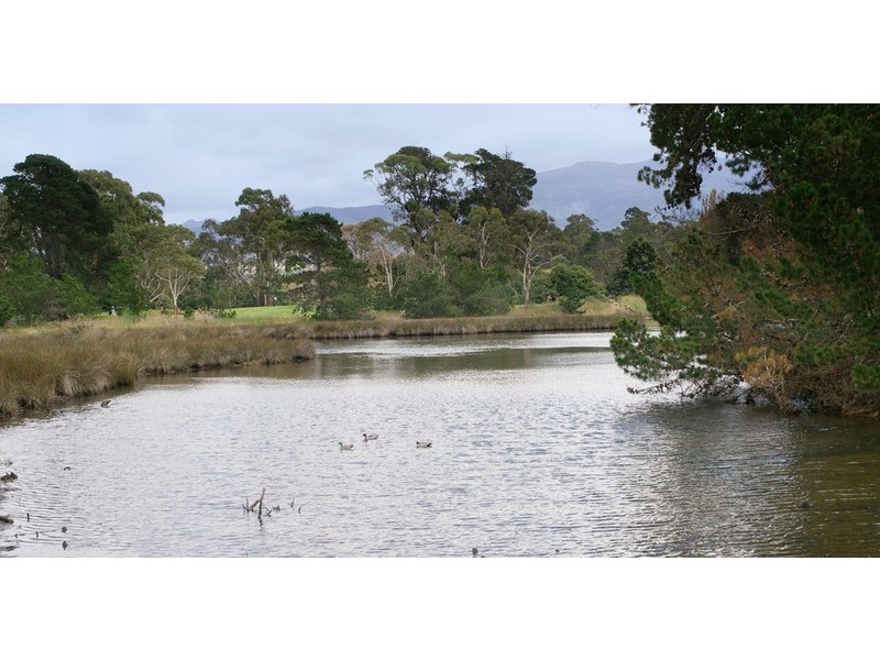 28 Balmoral Road, Kingston Beach TAS 7050
