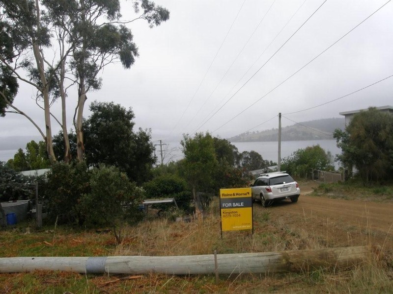 19 Victoria Street, Dennes Point TAS 7150