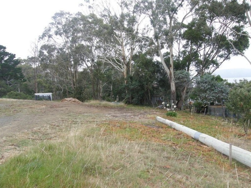 19 Victoria Street, Dennes Point TAS 7150