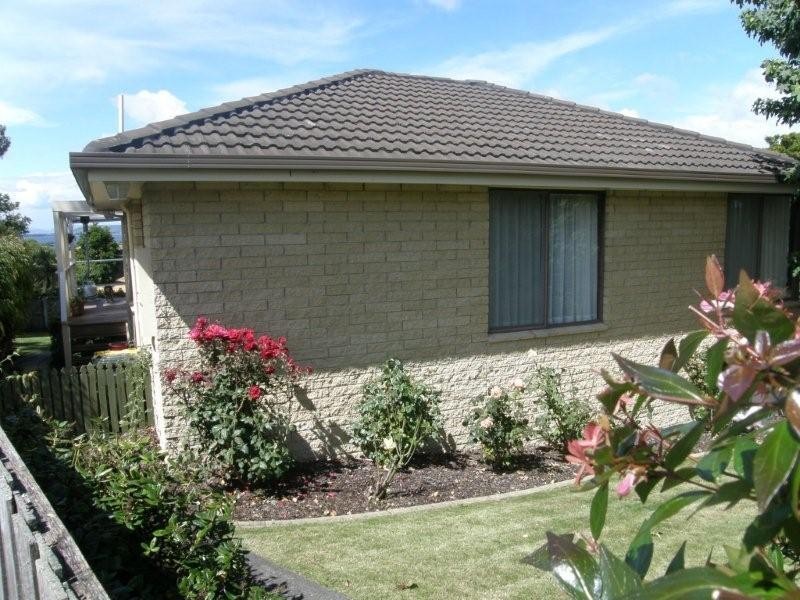 12 Kiama Place, Blackmans Bay TAS 7052
