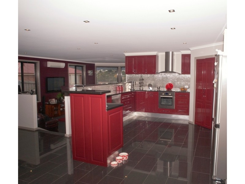 67 Ineke Drive, Kingston TAS 7050