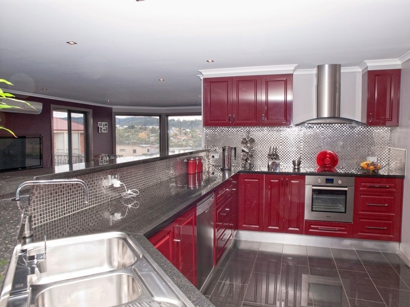 67 Ineke Drive, Kingston TAS 7050