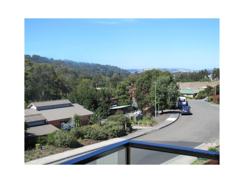 1/31 Lester Crescent, Kingston TAS 7050