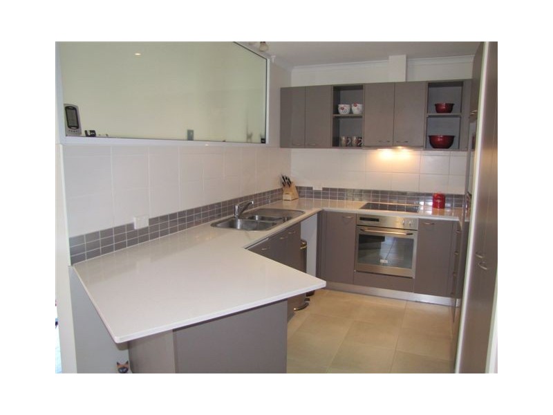 4/46  Willowbend Road, Kingston TAS 7050