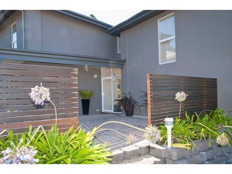 6 Honeysuckle Drive, Blackmans Bay TAS 7052