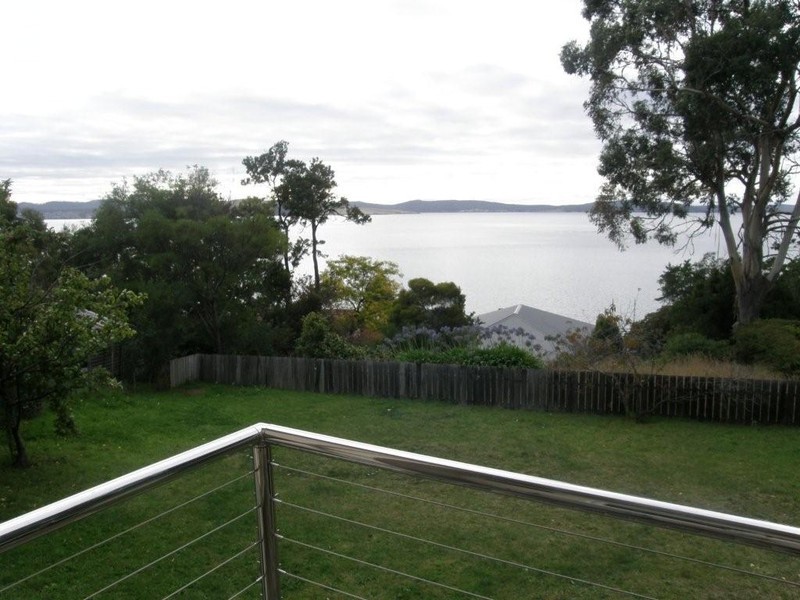 110 Flinders Esplanade, Taroona TAS 7053