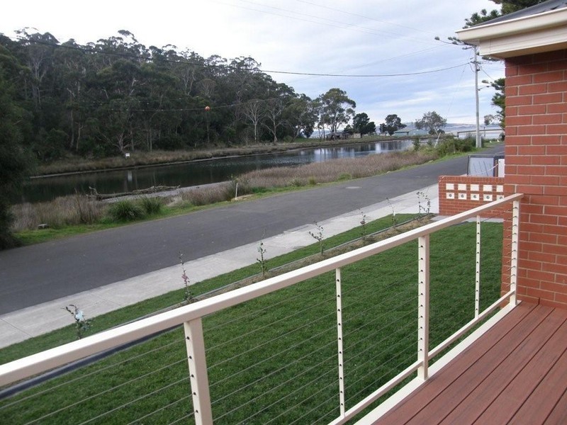 1/36A Balmoral Road, Kingston Beach TAS 7050