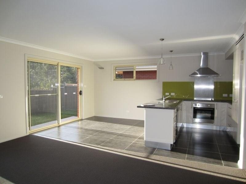 1/36A Balmoral Road, Kingston Beach TAS 7050