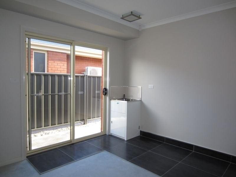 1/36A Balmoral Road, Kingston Beach TAS 7050