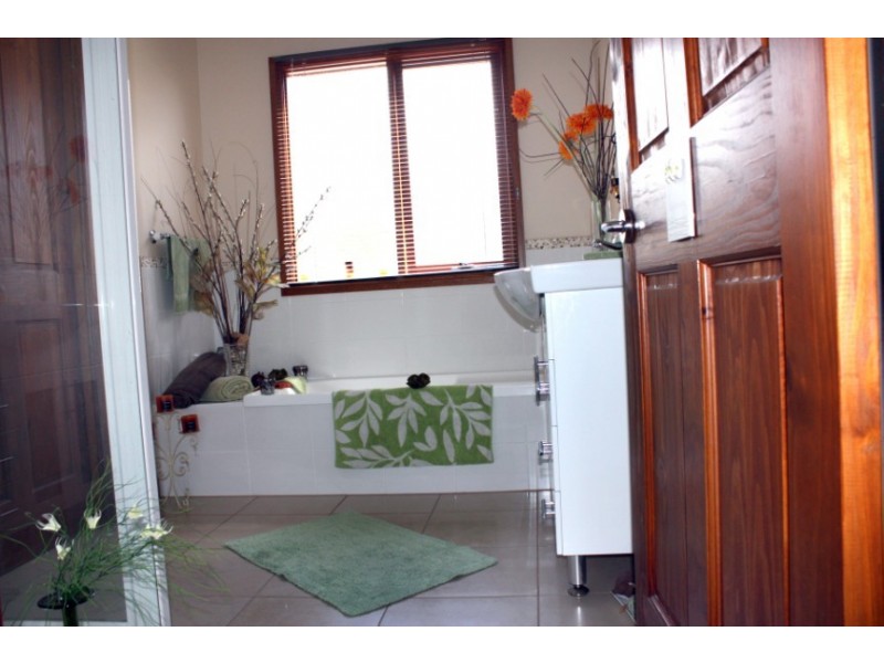 314 Howden Road, Howden TAS 7054
