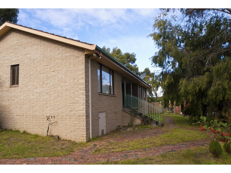 220 Redwood Road, Kingston TAS 7050