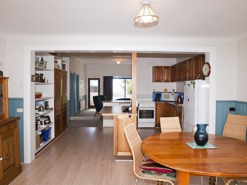 11 Osborne Esplanade, Kingston Beach TAS 7050