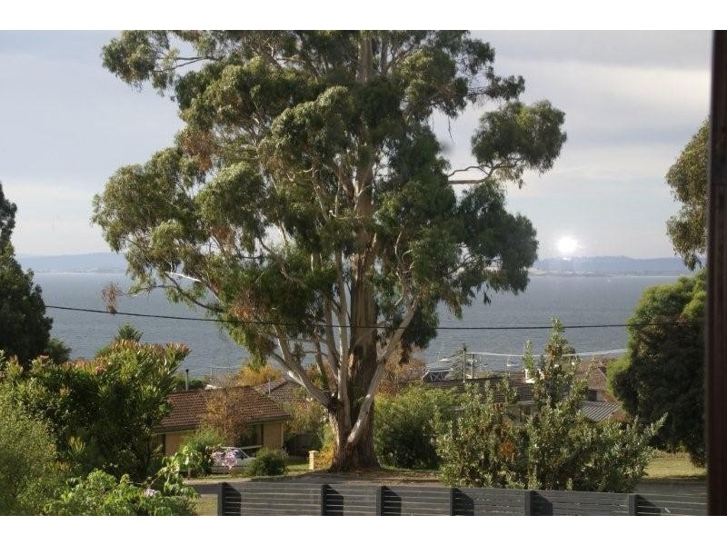46 Illawarra Road, Blackmans Bay TAS 7052