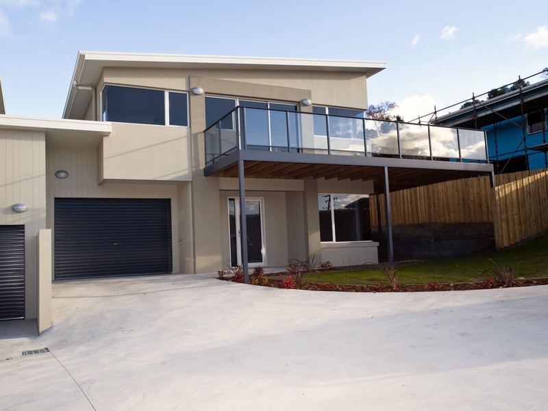 3 and 4/1 Sophia Street, Kingston TAS 7050
