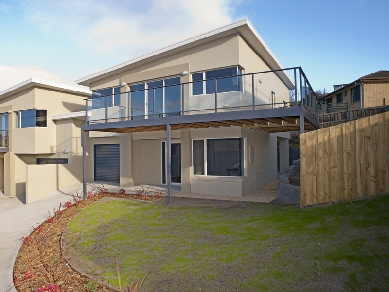 3 and 4/1 Sophia Street, Kingston TAS 7050
