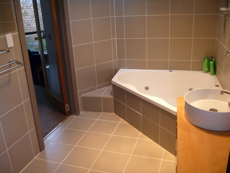 102 Burwood Drive, Blackmans Bay TAS 7052