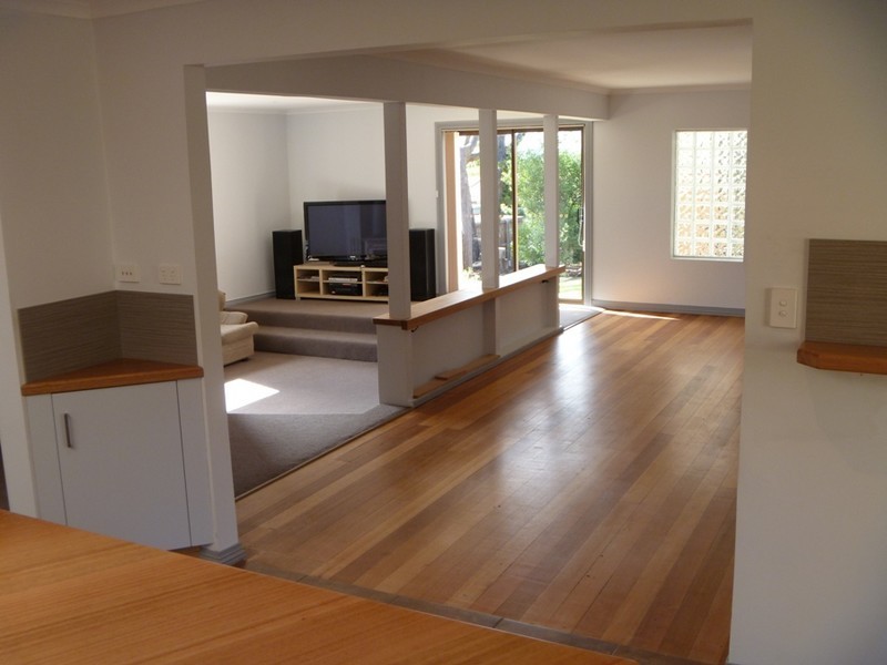 102 Burwood Drive, Blackmans Bay TAS 7052