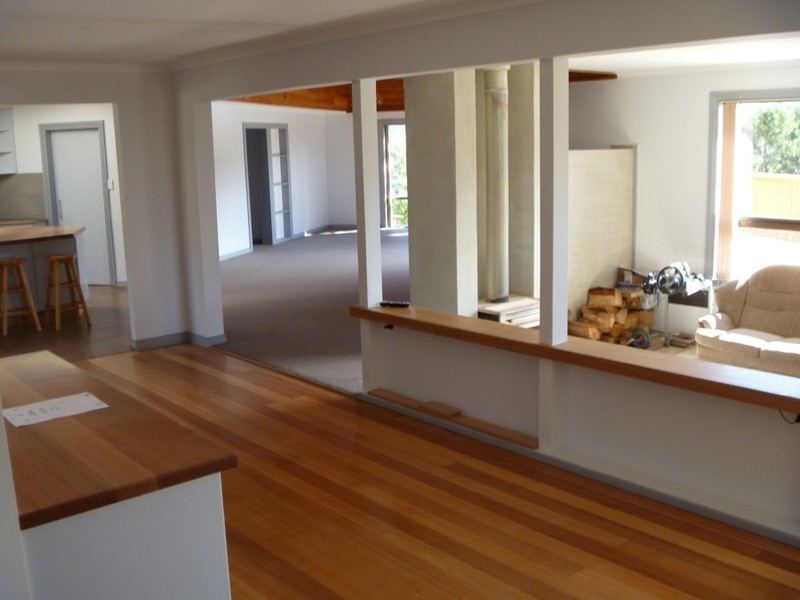 102 Burwood Drive, Blackmans Bay TAS 7052