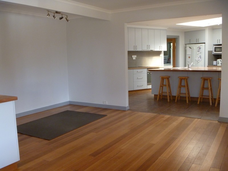 102 Burwood Drive, Blackmans Bay TAS 7052