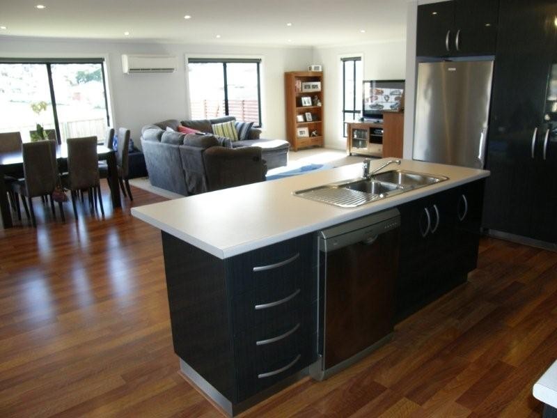 10 Bonsai Place, Margate TAS 7054