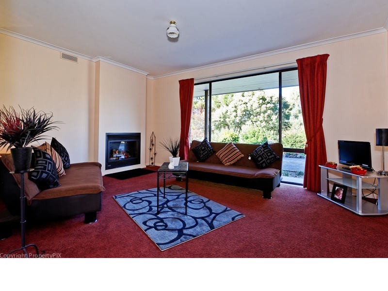 11 Willowbend Road, Kingston TAS 7050