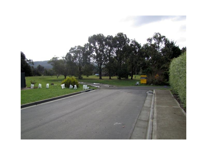 12 Delmore Place, Margate TAS 7054