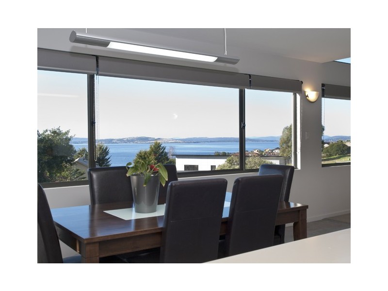 1 Thornton Close, Blackmans Bay TAS 7052