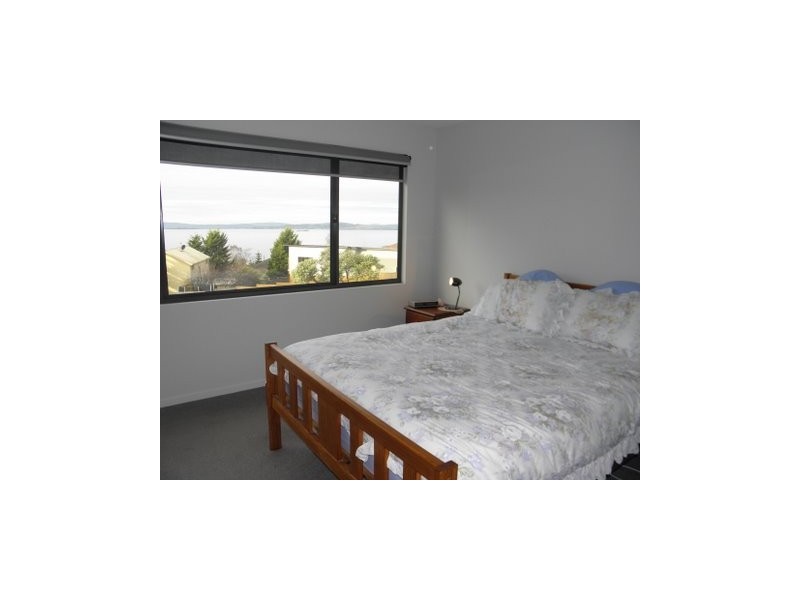 1 Thornton Close, Blackmans Bay TAS 7052