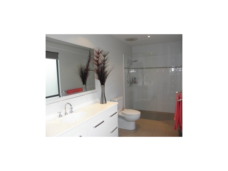 1 Thornton Close, Blackmans Bay TAS 7052