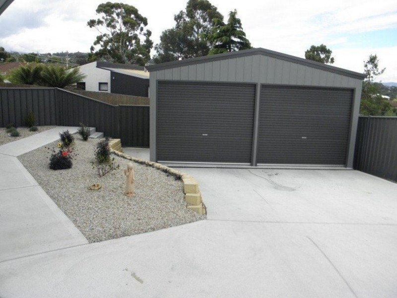 1 Thornton Close, Blackmans Bay TAS 7052