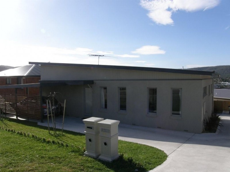 1/54 Ineke Drive, Kingston TAS 7050