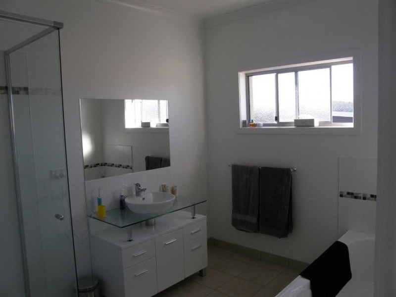 1/54 Ineke Drive, Kingston TAS 7050