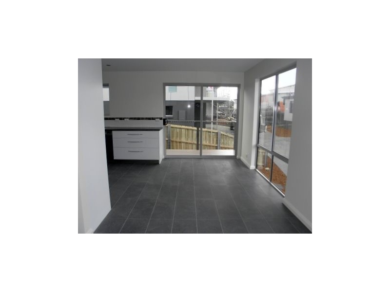 Unit 4/3 Hazell Street, Blackmans Bay TAS 7052