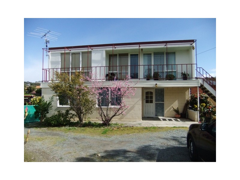 12 Wells Parade, Blackmans Bay TAS 7052