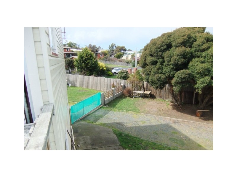 12 Wells Parade, Blackmans Bay TAS 7052