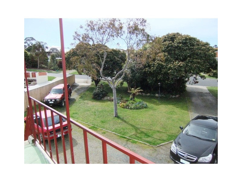 12 Wells Parade, Blackmans Bay TAS 7052