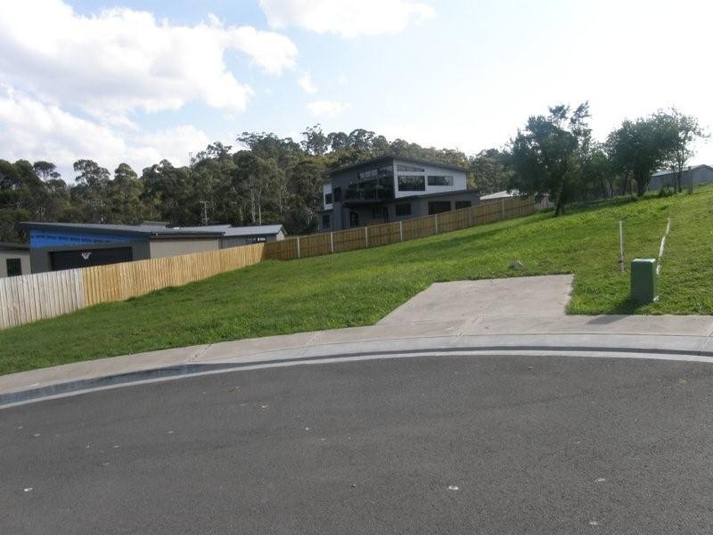 3 Syracuse Place, Blackmans Bay TAS 7052