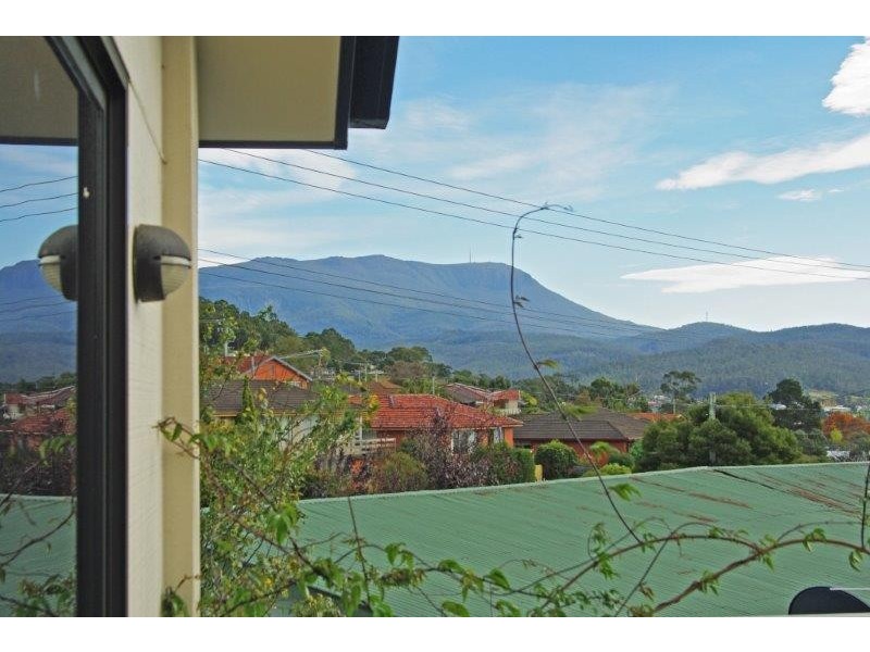 78 Roslyn Avenue, Kingston Beach TAS 7050