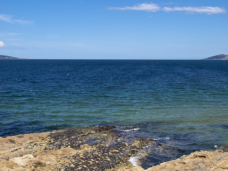 18 Ocean Esplanade, Blackmans Bay TAS 7052
