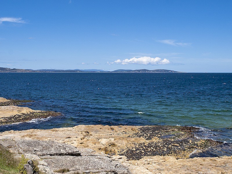18 Ocean Esplanade, Blackmans Bay TAS 7052
