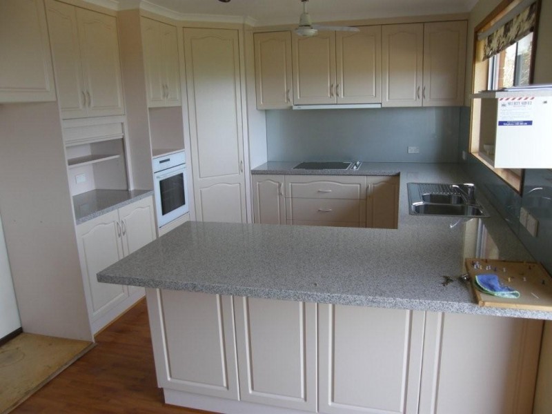 4 Coral Place, Blackmans Bay TAS 7052