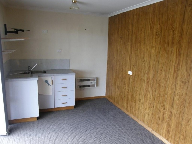 4 Coral Place, Blackmans Bay TAS 7052