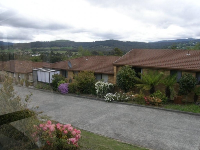 36 Village Drive, Kingston TAS 7050