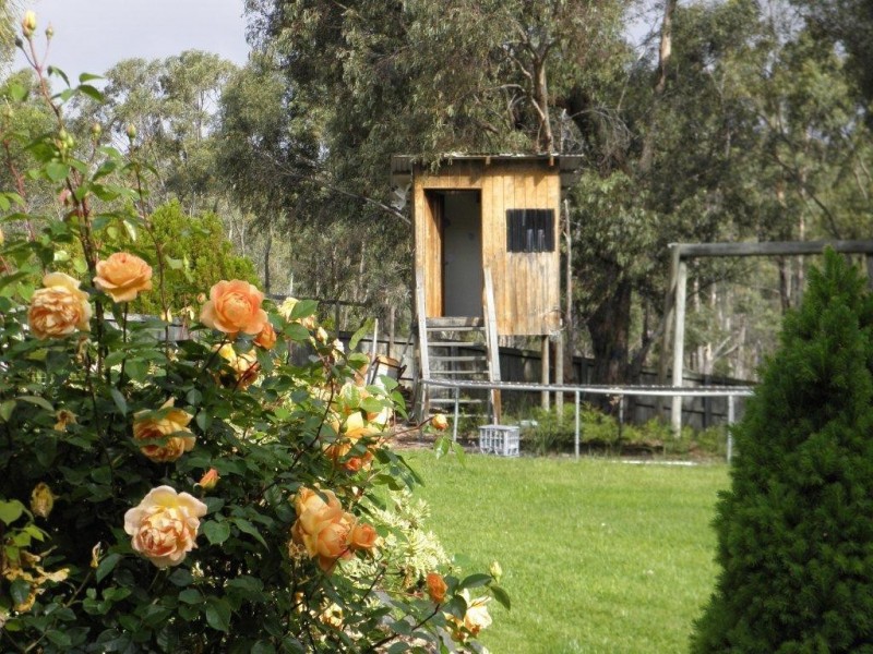 18 Burwood Drive, Blackmans Bay TAS 7052