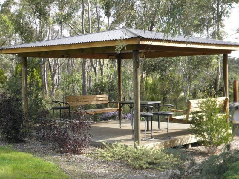 18 Burwood Drive, Blackmans Bay TAS 7052