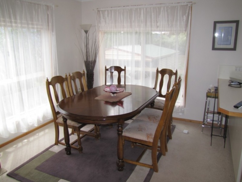 1 Celery Top Drive, Kingston TAS 7050