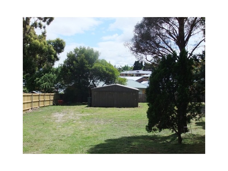 4 Willow Avenue, Kingston TAS 7050